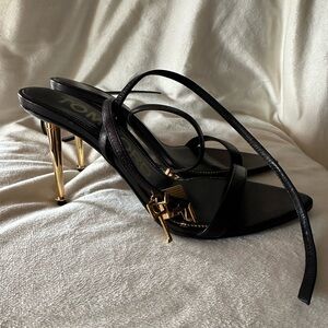 TOM FORD SHINY LEATHER PADLOCK POINTY NAKED SANDAL SIZE 39